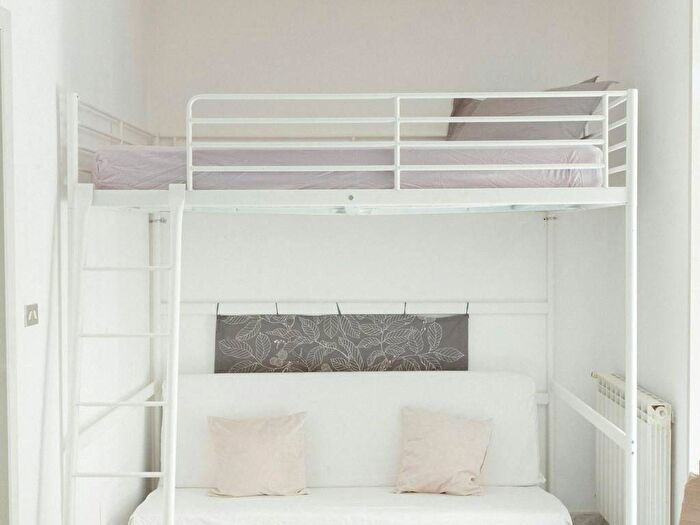 Appartamento monolocale in affitto in Via Saluzzo, San Salvario Baretti, Torino