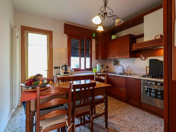 Casa con 8 locali in vendita in Via Roma, Cinto Caomaggiore