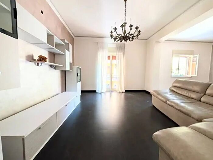 Appartamento con 6 locali in vendita in Via Alcide De Gasperi, Patti