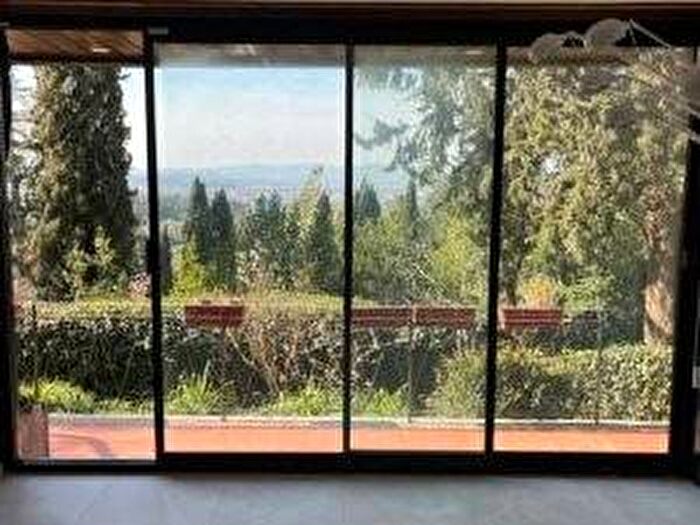 Casa con 6 locali in affitto in Via dei Massoni, Bolognese, Firenze