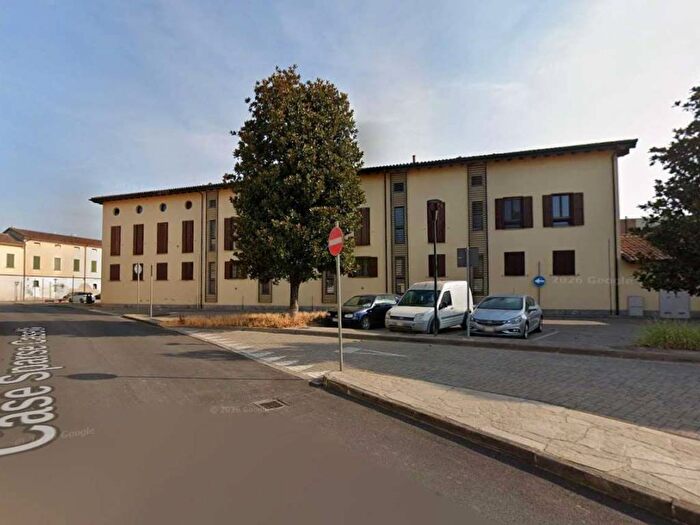 Casa monolocale in affitto in Piazza Soyons, Spinadesco