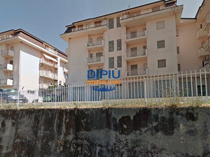 Casa trilocale in affitto in Via Salerni, Settimo, Montalto Uffugo