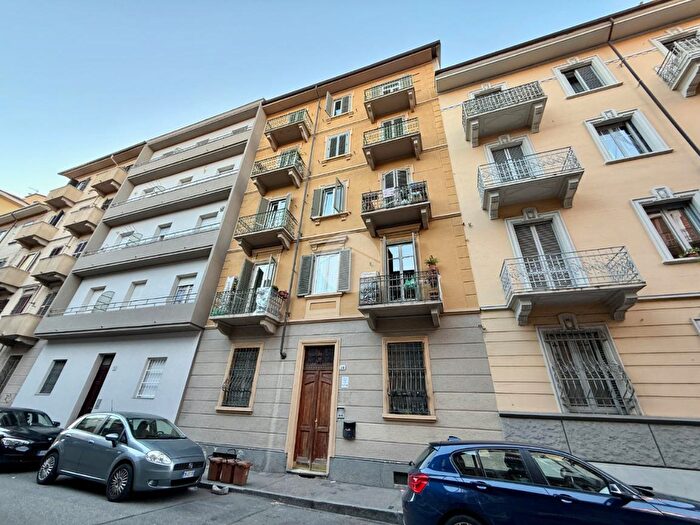 Appartamento bilocale in vendita in Via Revello, Torino