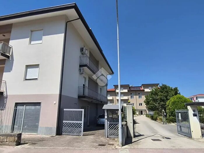 Appartamento quadrilocale in vendita in Via Isparelle, Montesarchio
