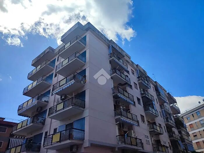 Appartamento con 5 locali in vendita in Parco Arcadia, Napoli