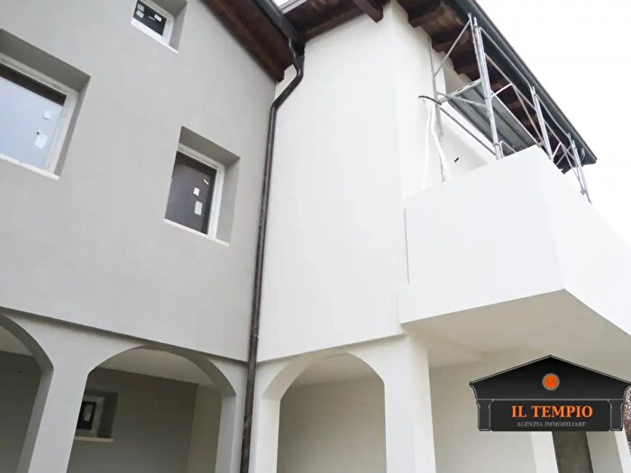 Casa quadrilocale in vendita in Via Papa Luciani, Bolzano Vicentino