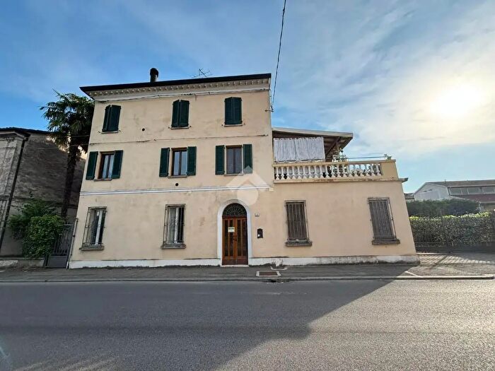 Appartamento monolocale in vendita in Via Roma, Alfonsine