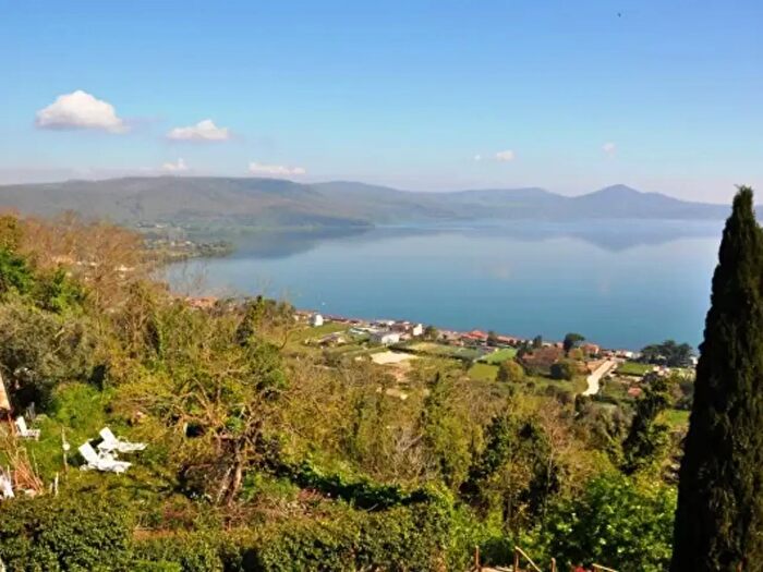 Appartamento bilocale in vendita in Via della Gradinata di San Clemente, Bracciano