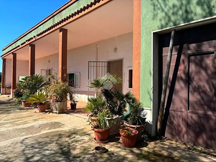 Casa quadrilocale in vendita in Strada Monte Tre Carlini, Martina Franca