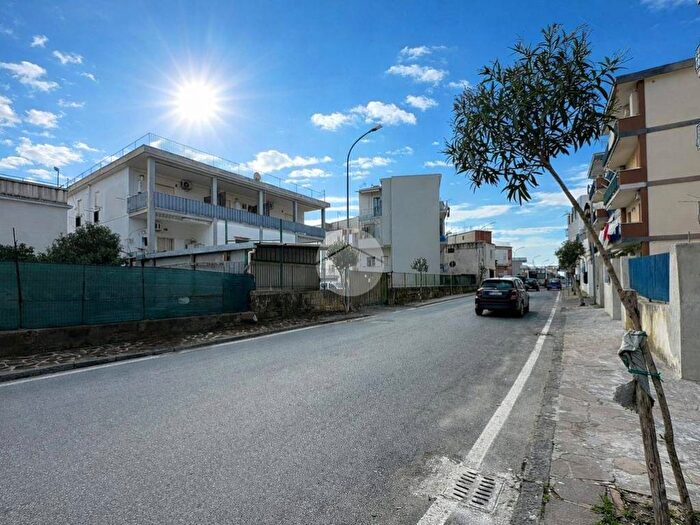 Appartamento bilocale in affitto in Via Risorgimento, Centro, Bacoli