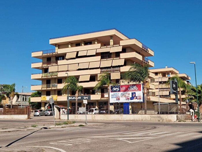 Casa con 5 locali in vendita in Via Provinciale Botteghelle di Portici, Ponticelli, Napoli