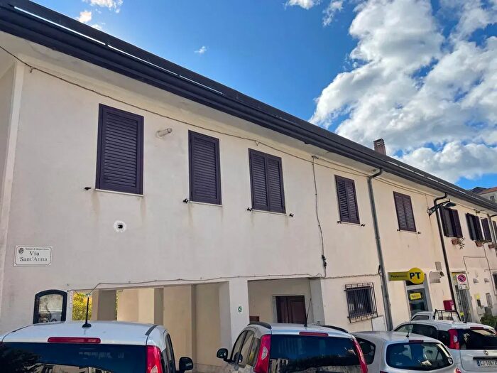 Appartamento quadrilocale in vendita in SantAnna, Marsico Nuovo