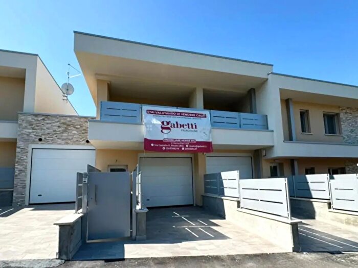 Appartamento quadrilocale in vendita in Via Pirandello Snc, Orzinuovi