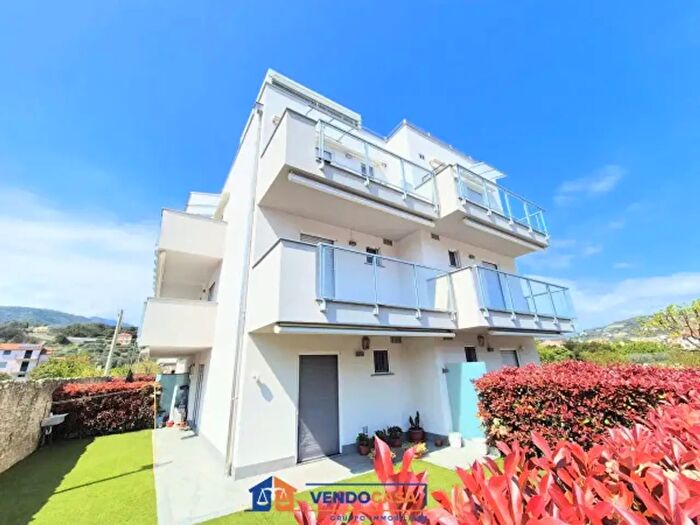 Appartamento bilocale in vendita in Via Aurelia, Loano