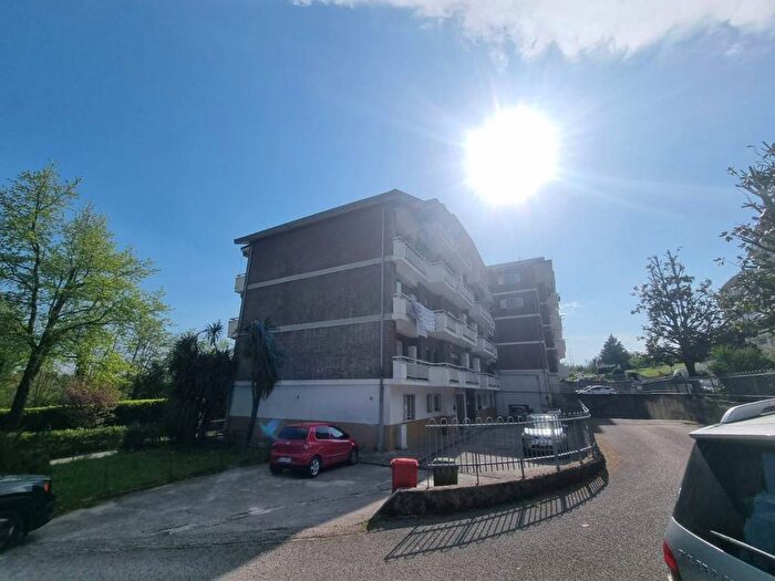 Appartamento trilocale in affitto in Via Lorenzo Ferrante, A Annarumma A Gasperi F Tedesco, Avellino