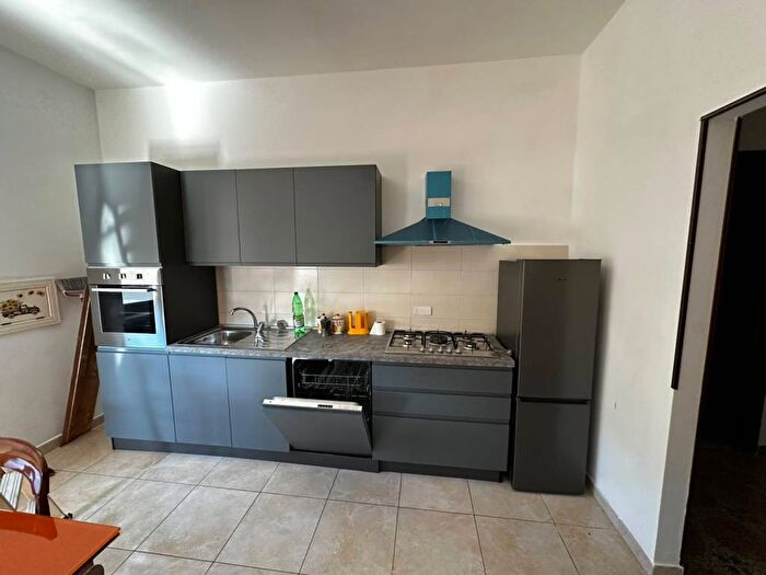 Appartamento bilocale in affitto in Via Solfatara, Pozzuoli Alta, Pozzuoli
