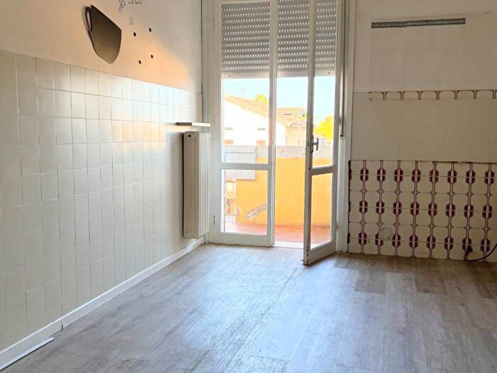 Appartamento con 6 locali in affitto in Via Giuseppe Garibaldi, Centro, Rio Saliceto