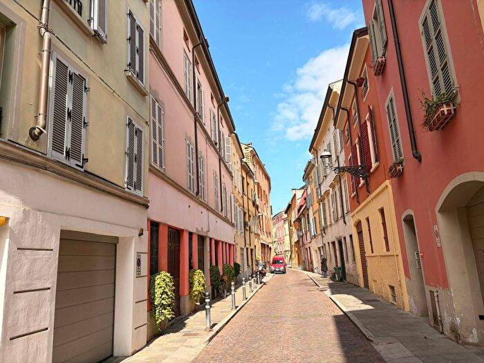 Appartamento bilocale in affitto in Borgo Onorato, Centro Storico, Parma
