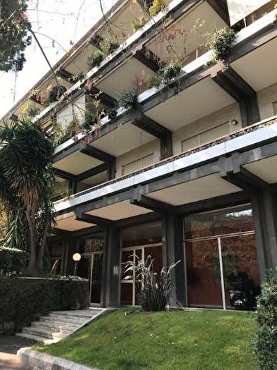 Appartamento trilocale in affitto in Medaglie d'Oro, Roma