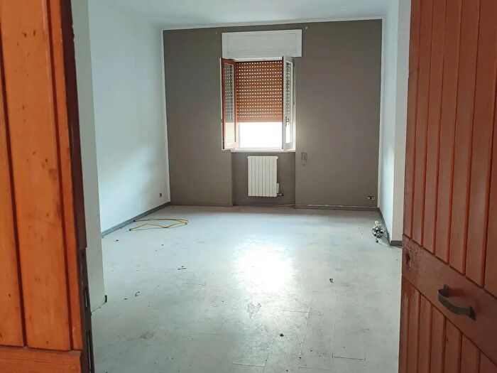 Appartamento trilocale in vendita in Via Udine, Lecce