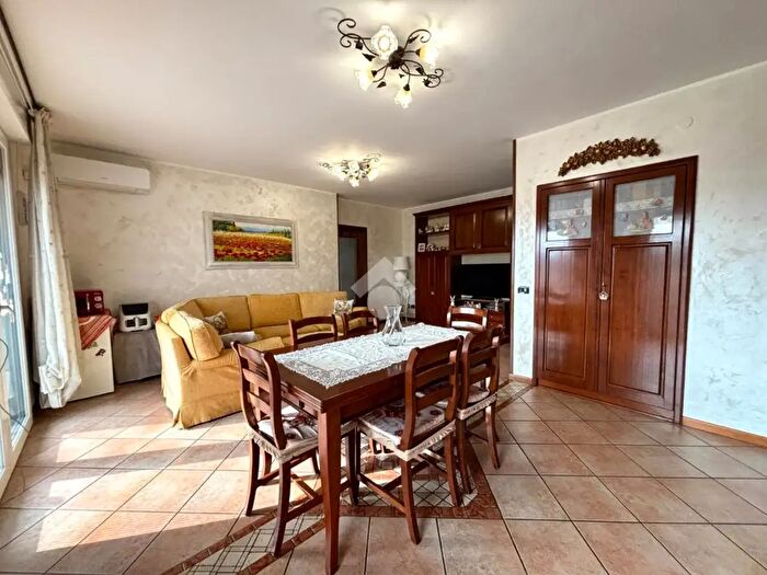 Appartamento quadrilocale in vendita in Via Prà della Fiera, San Giorgio Delle Pertiche