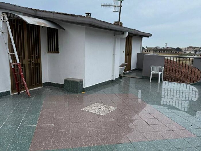 Appartamento trilocale in affitto in Via Staffetta, Lago Patria, Giugliano in Campania