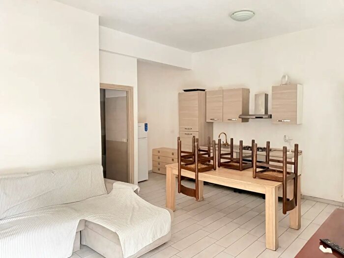 Appartamento trilocale in vendita in Via Provinciale Snc, Lerici