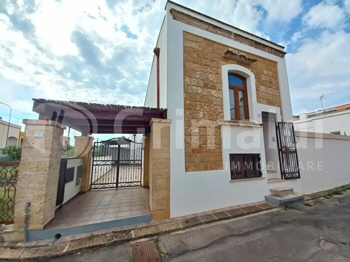 Casa con 5 locali in vendita in Via XXIV Maggio, Ugento