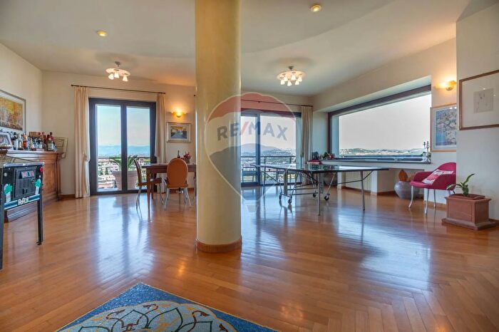 Appartamento con 5 locali in vendita in Via Colle della Vecchia, Montesilvano