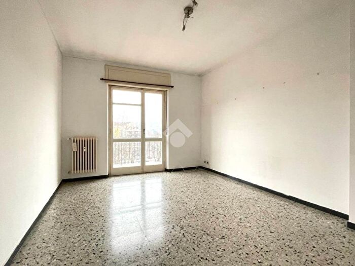 Appartamento bilocale in affitto in Piazza Alessandro Zoppa, Canelli