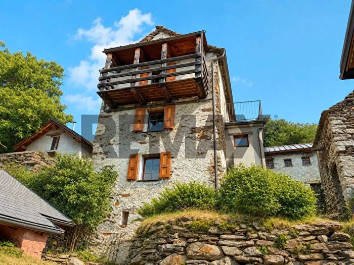 Casa trilocale in vendita in Valle Cannobina