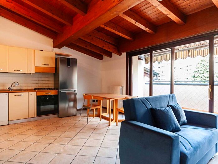 Appartamento bilocale in affitto in Via Roberto Bellarmino, Chiesa Rossa, Milano