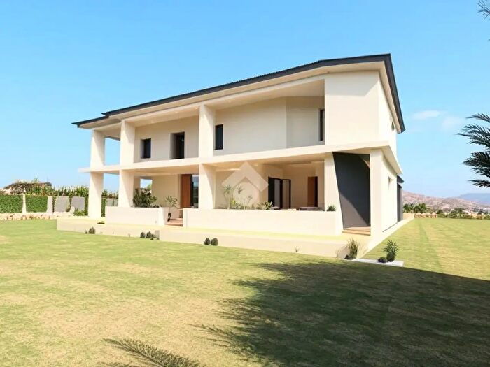 Casa quadrilocale in vendita in Via Lucio dalla, Isola Di Capo Rizzuto