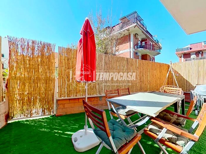 Appartamento bilocale in vendita in Via Oliena, Fiumicino