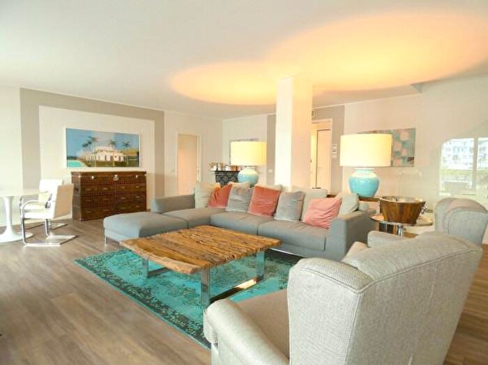 Casa con 6 locali in affitto in Calle dei Pescatori, Misano Adriatico