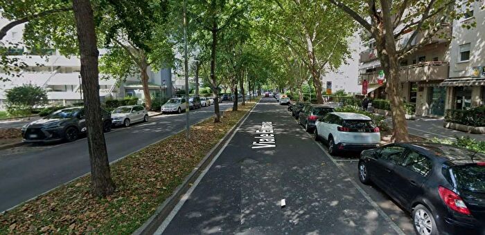 Appartamento quadrilocale in vendita in Viale Europa, Bolzano