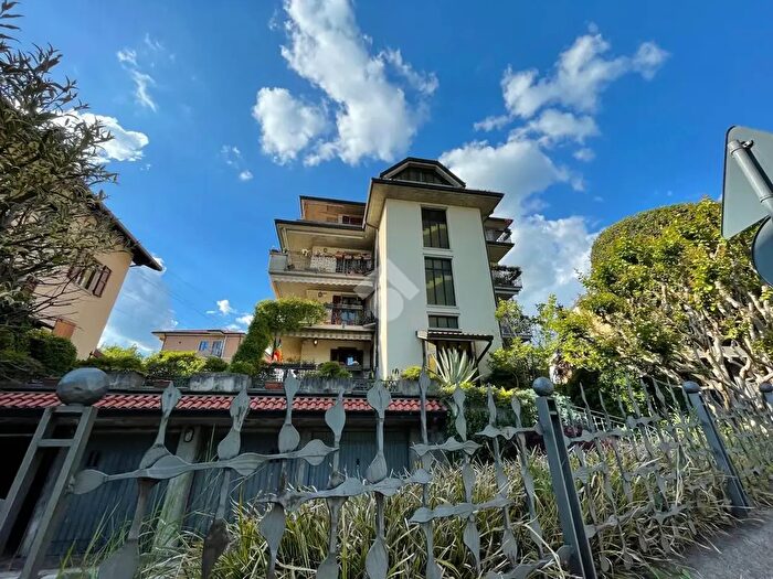 Appartamento bilocale in affitto in Via d Alighieri, Villa DAlme