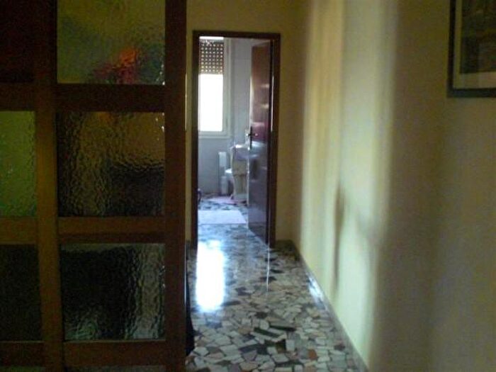 Casa con 6 locali in vendita in Reggio Emilia