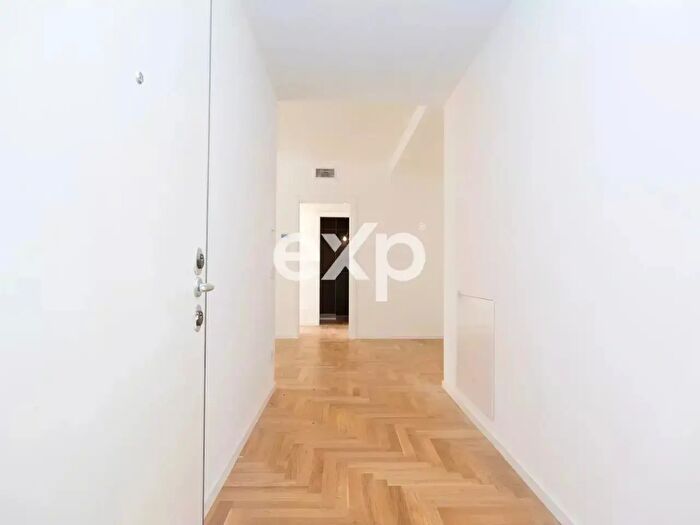 Appartamento bilocale in vendita in Milano