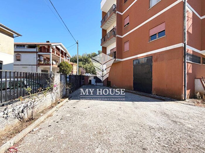 Casa in vendita in Via John Fitzgerald Kennedy, Valmontone