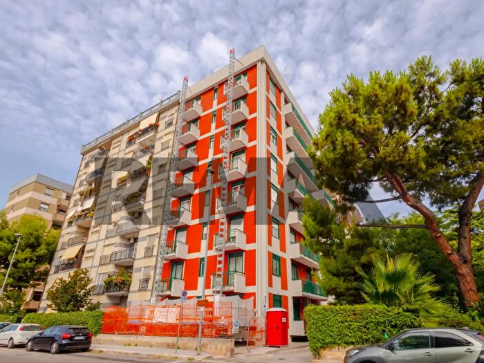 Appartamento con 5 locali in vendita in Via Giacomo Tauro, Bari