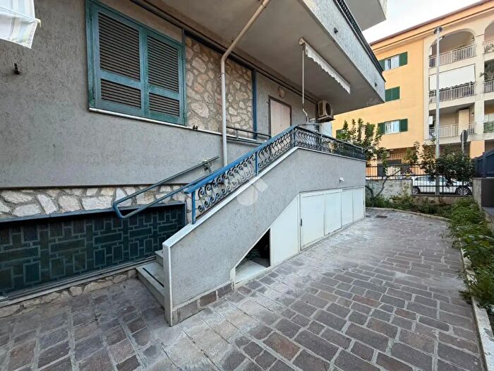 Appartamento monolocale in vendita in Via Camillo Benso di Cavour, Grumo Nevano