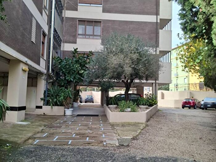 Appartamento bilocale in affitto in Via Diego Gregorio Cadello, Monte Claro, Cagliari