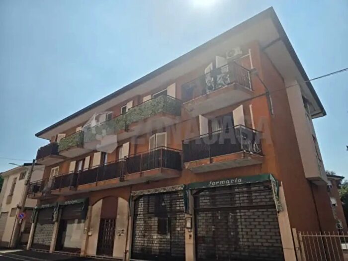 Appartamento trilocale in vendita in Viale della Ricordanza, Busto Arsizio