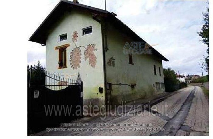 Casa in vendita in Strada Fornaci Stazione, Agliano Terme