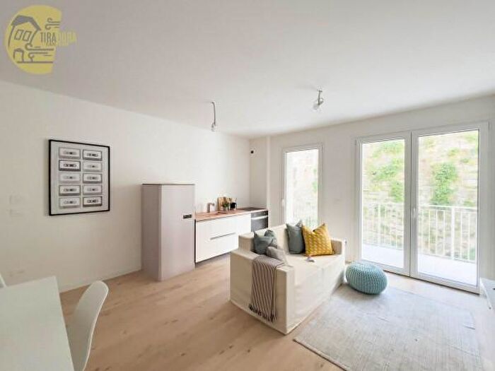 Appartamento trilocale in vendita in Salita di Gretta, Trieste