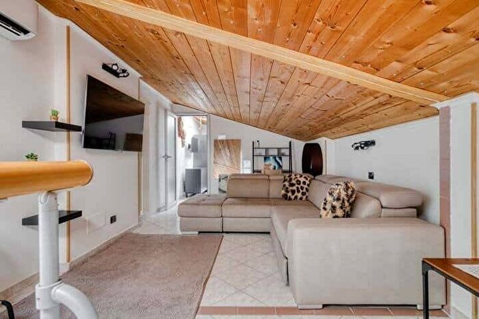 Appartamento trilocale in affitto in Largo Luigi Eriano, Centro, Rozzano