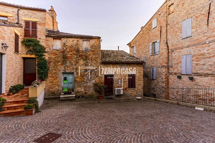 Appartamento quadrilocale in vendita in Montecosaro