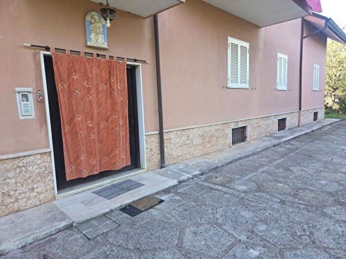 Appartamento trilocale in vendita in Via Madonna del Carmine, Ceccano