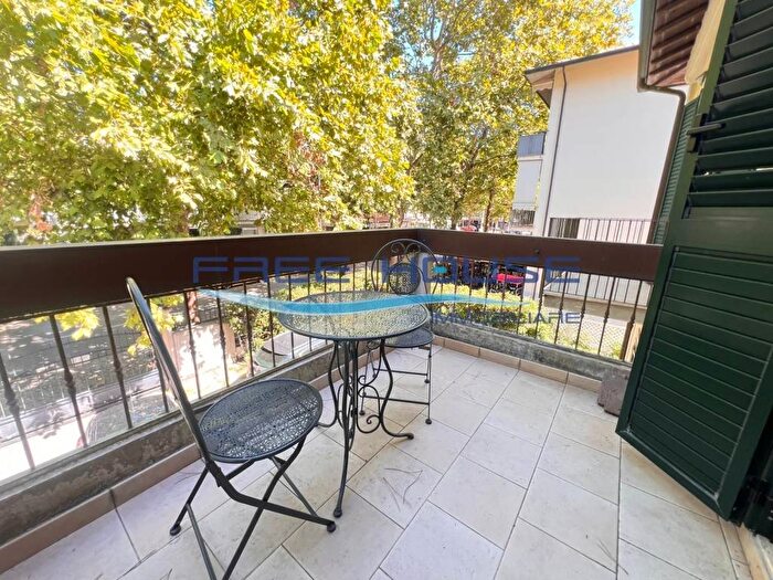 Appartamento trilocale in affitto in Viale dei Mille, Centro, Cervia